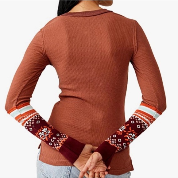 🥳HP🥳 Free People Mikah Layering Cuff Thermal Top - Picture 3 of 12